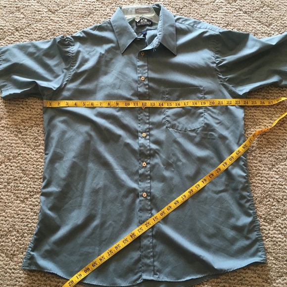 5/$15 Stafford SS Button-up 17 - Picture 4 of 7